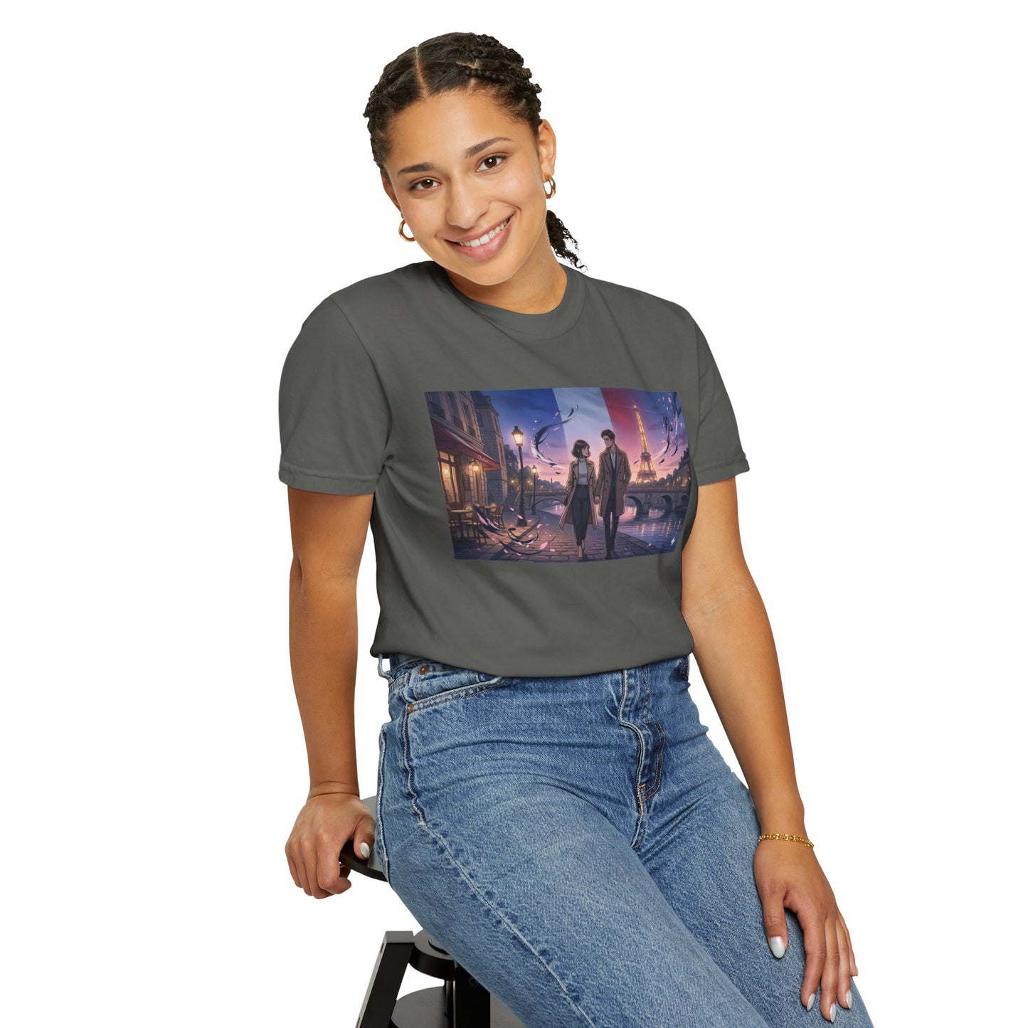 Couple Walking, Eiffel Tower - T-Shirt — Romantic Paris Nightscape Graphic Tee