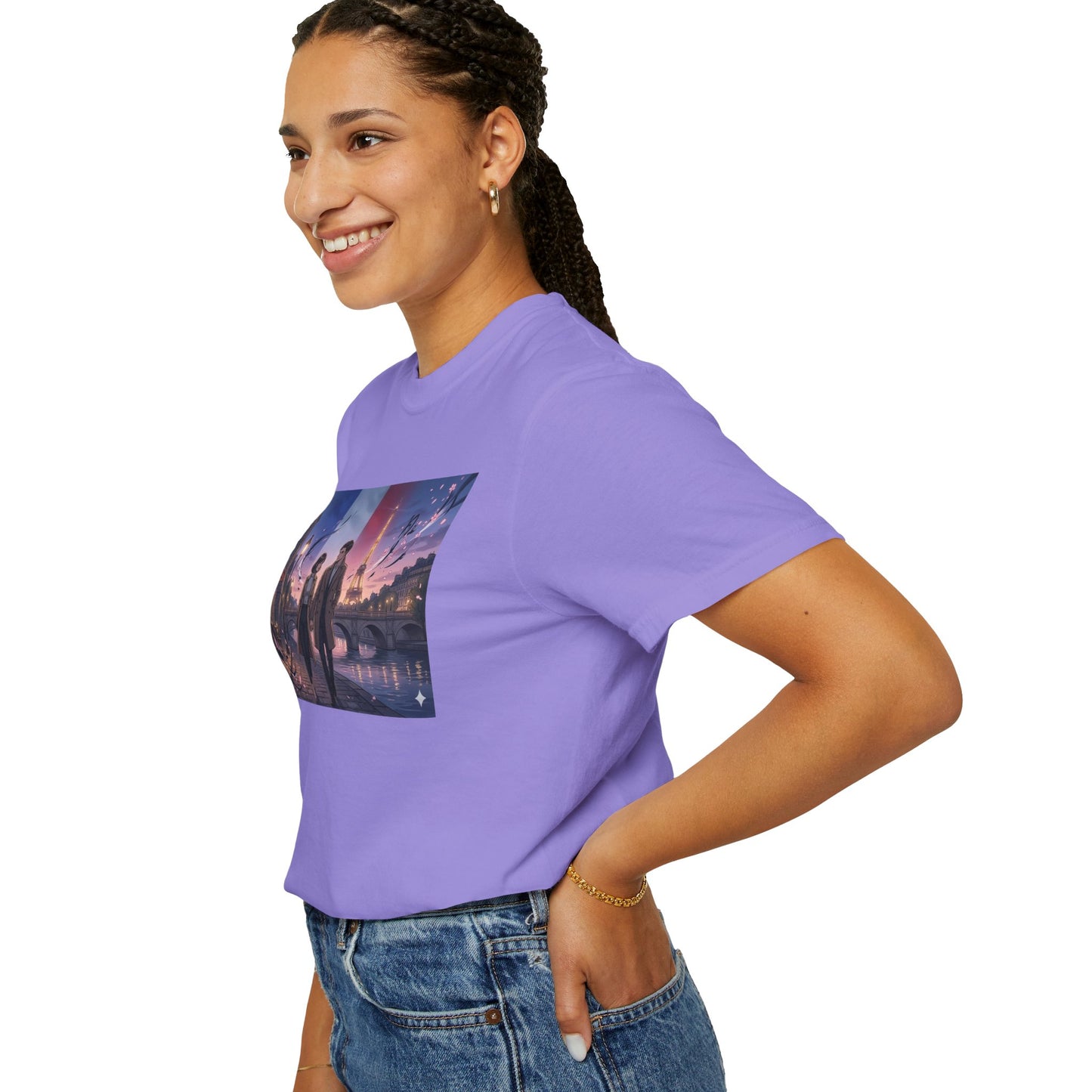 Couple Walking, Eiffel Tower - T-Shirt — Romantic Paris Nightscape Graphic Tee
