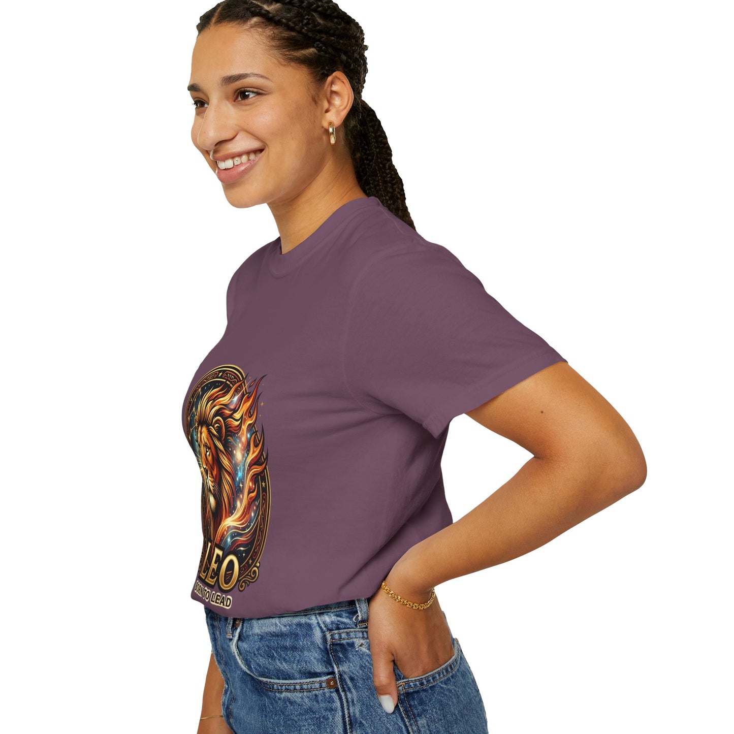 Leo 'Born to Lead' T-Shirt — Bold Zodiac Lion Graphic Tee
