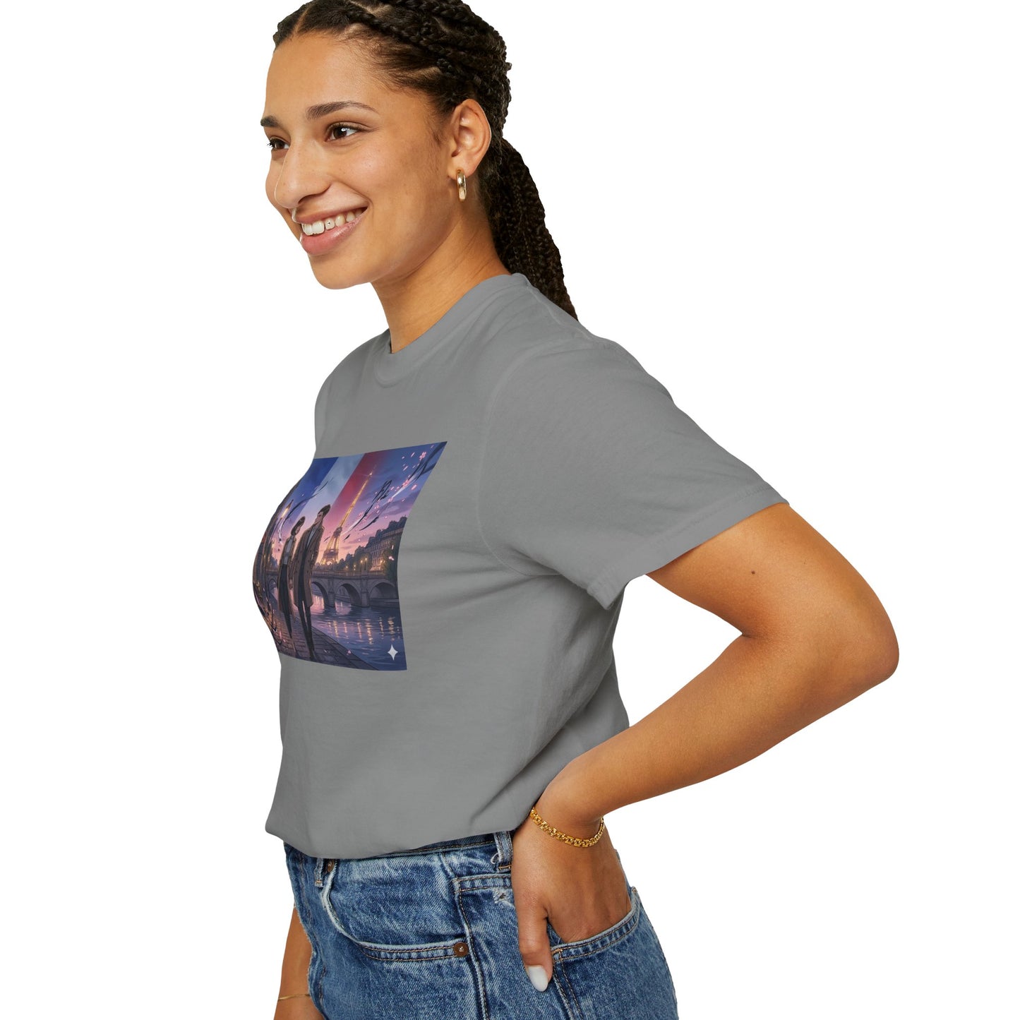 Couple Walking, Eiffel Tower - T-Shirt — Romantic Paris Nightscape Graphic Tee