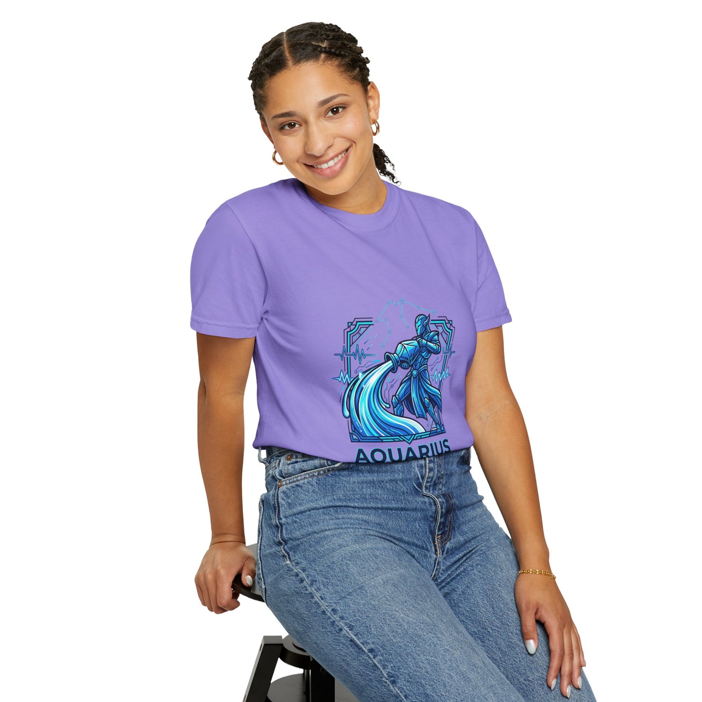 Aquarius 'Think Different' Zodiac T-Shirt