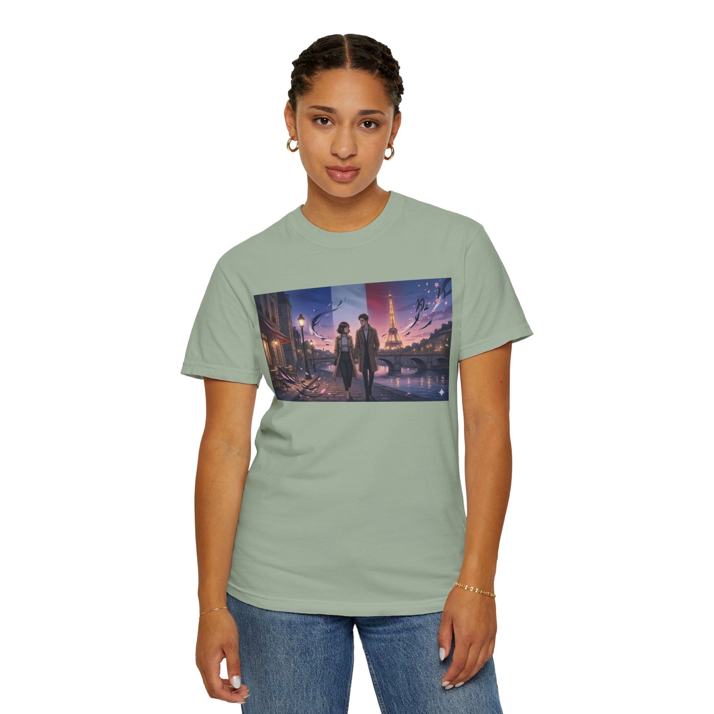 Couple Walking, Eiffel Tower - T-Shirt — Romantic Paris Nightscape Graphic Tee