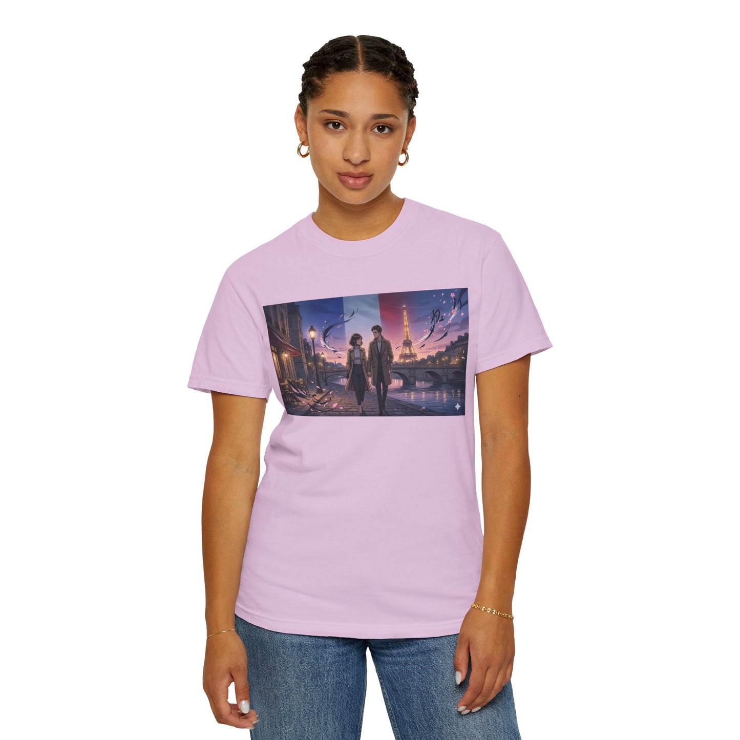 Couple Walking, Eiffel Tower - T-Shirt — Romantic Paris Nightscape Graphic Tee