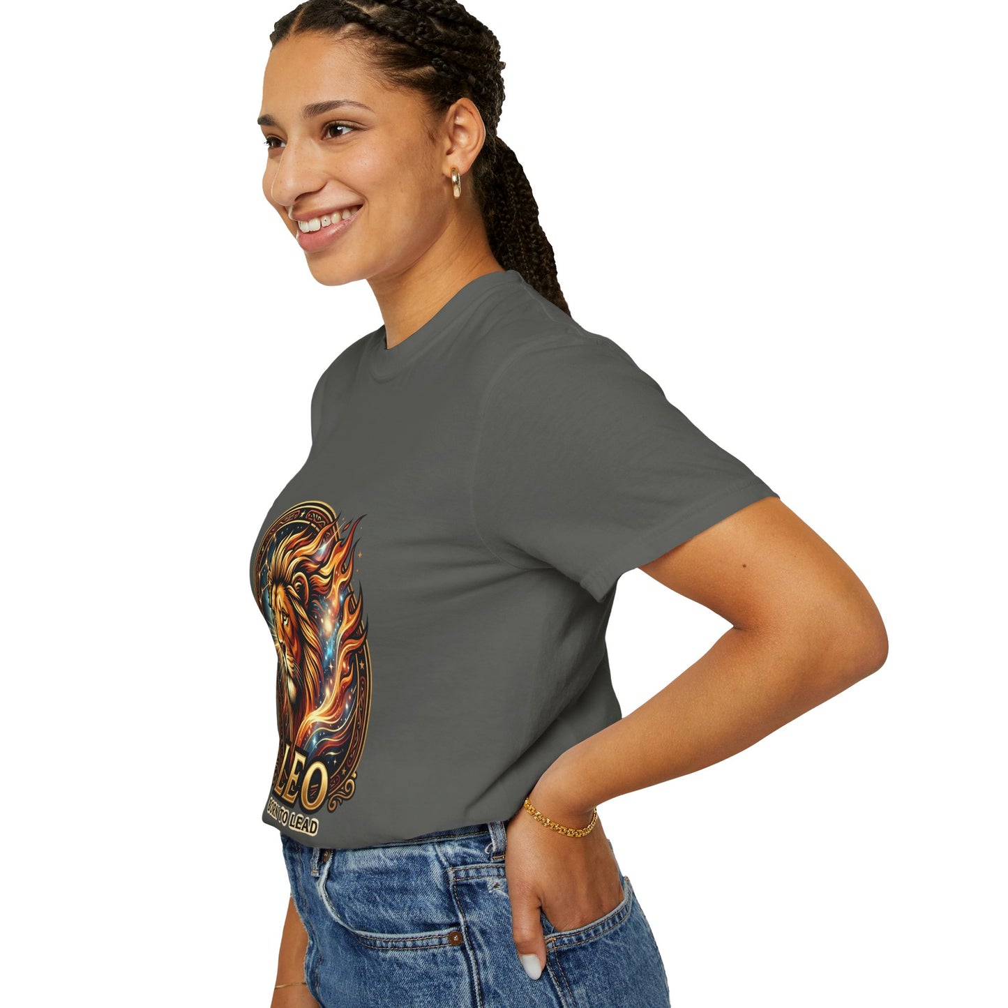 Leo 'Born to Lead' T-Shirt — Bold Zodiac Lion Graphic Tee