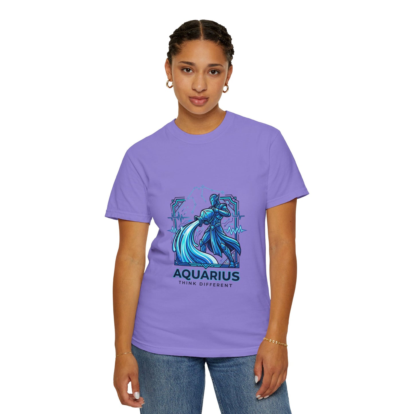 Aquarius 'Think Different' Zodiac T-Shirt