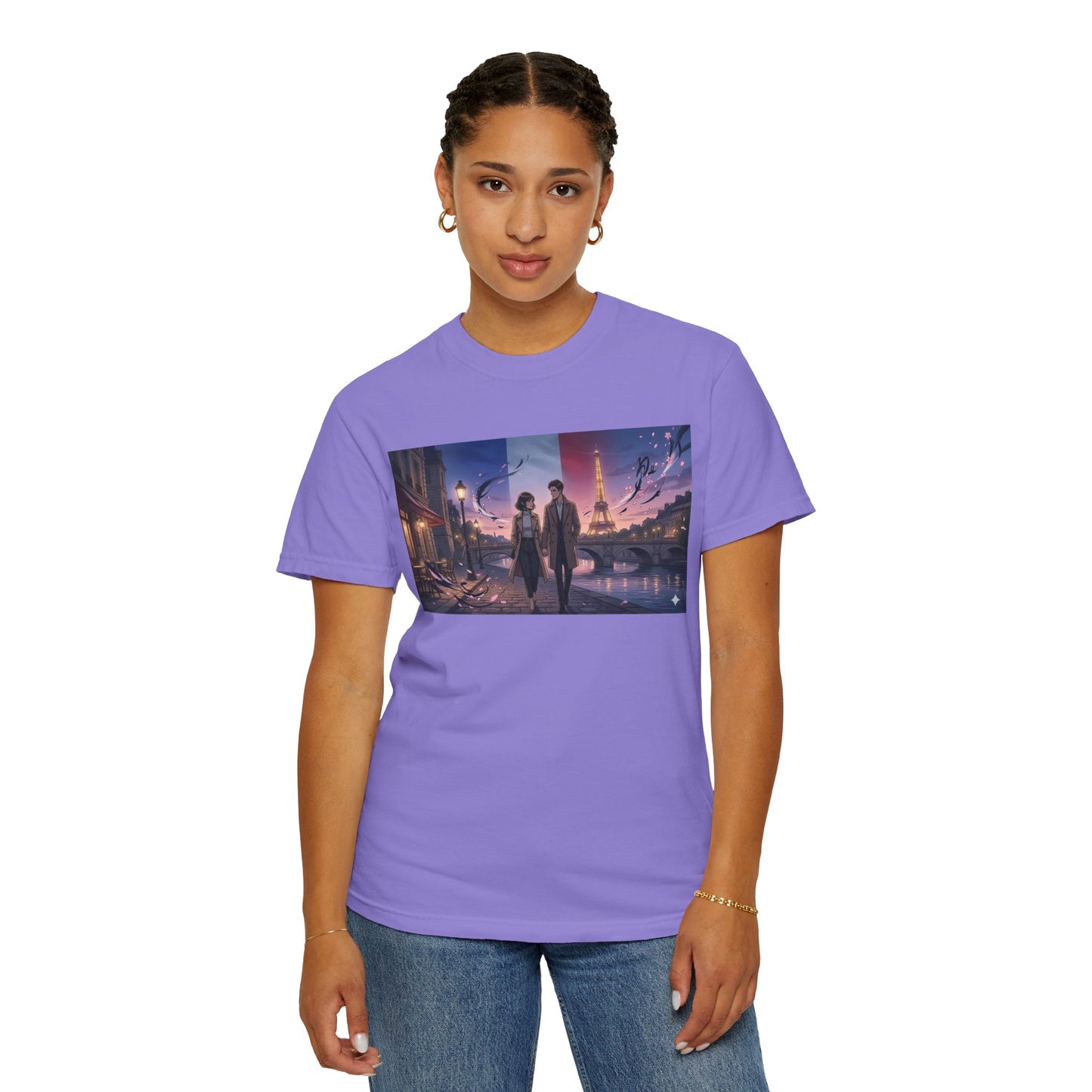 Couple Walking, Eiffel Tower - T-Shirt — Romantic Paris Nightscape Graphic Tee