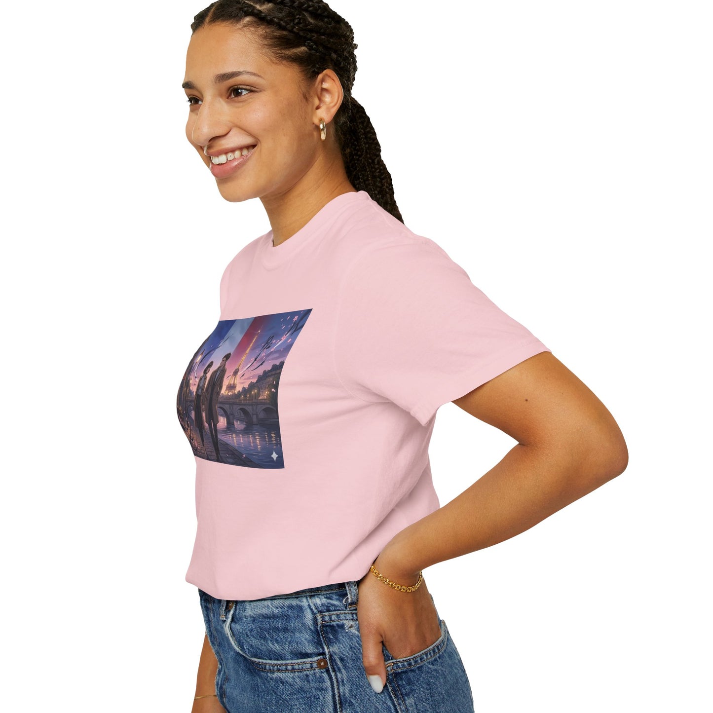 Couple Walking, Eiffel Tower - T-Shirt — Romantic Paris Nightscape Graphic Tee