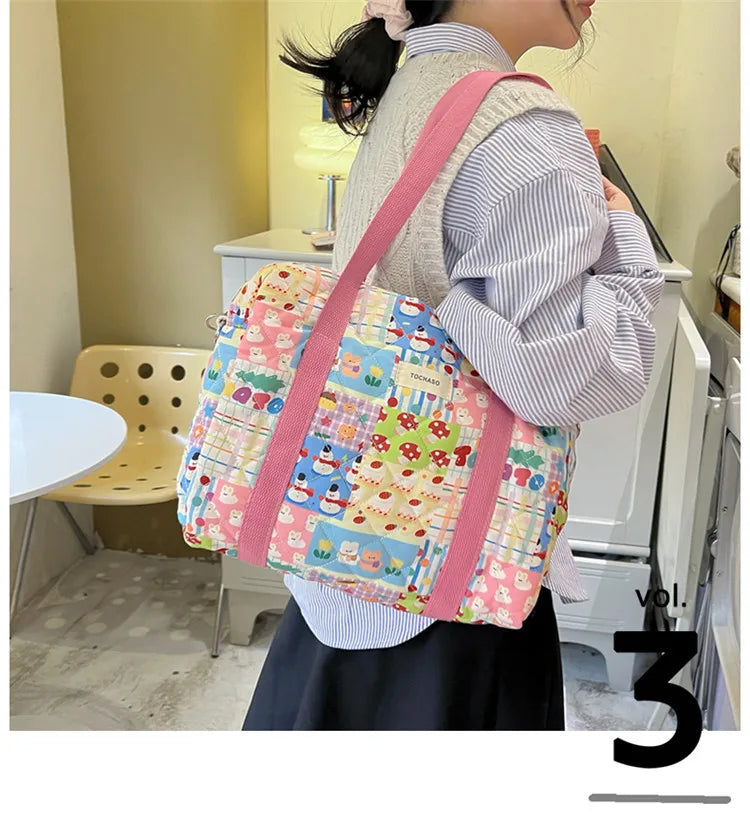 Women's Floral Quilted Shoulder Bag — Large Capacity Cotton Linen Tote