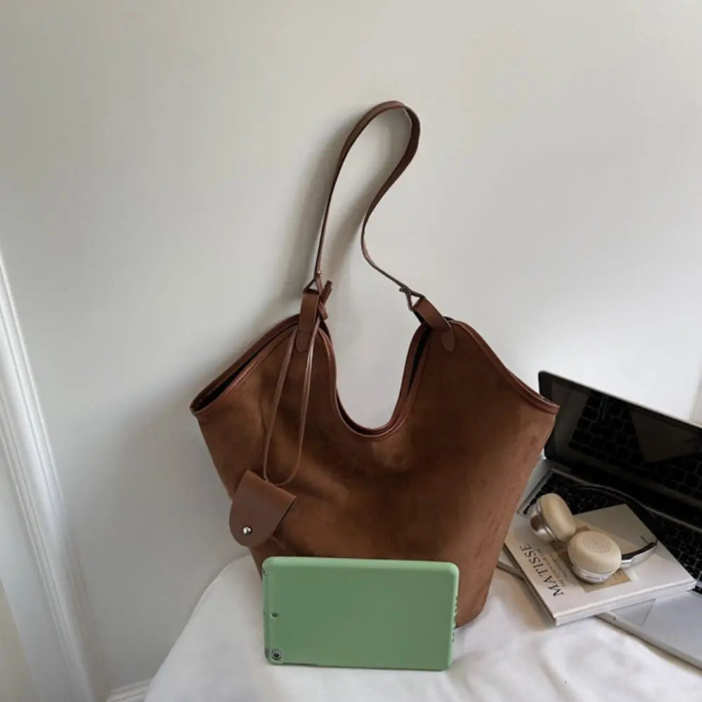 Women's Large Capacity Suede Shoulder Bag — Retro Korean Style Tote Handbag