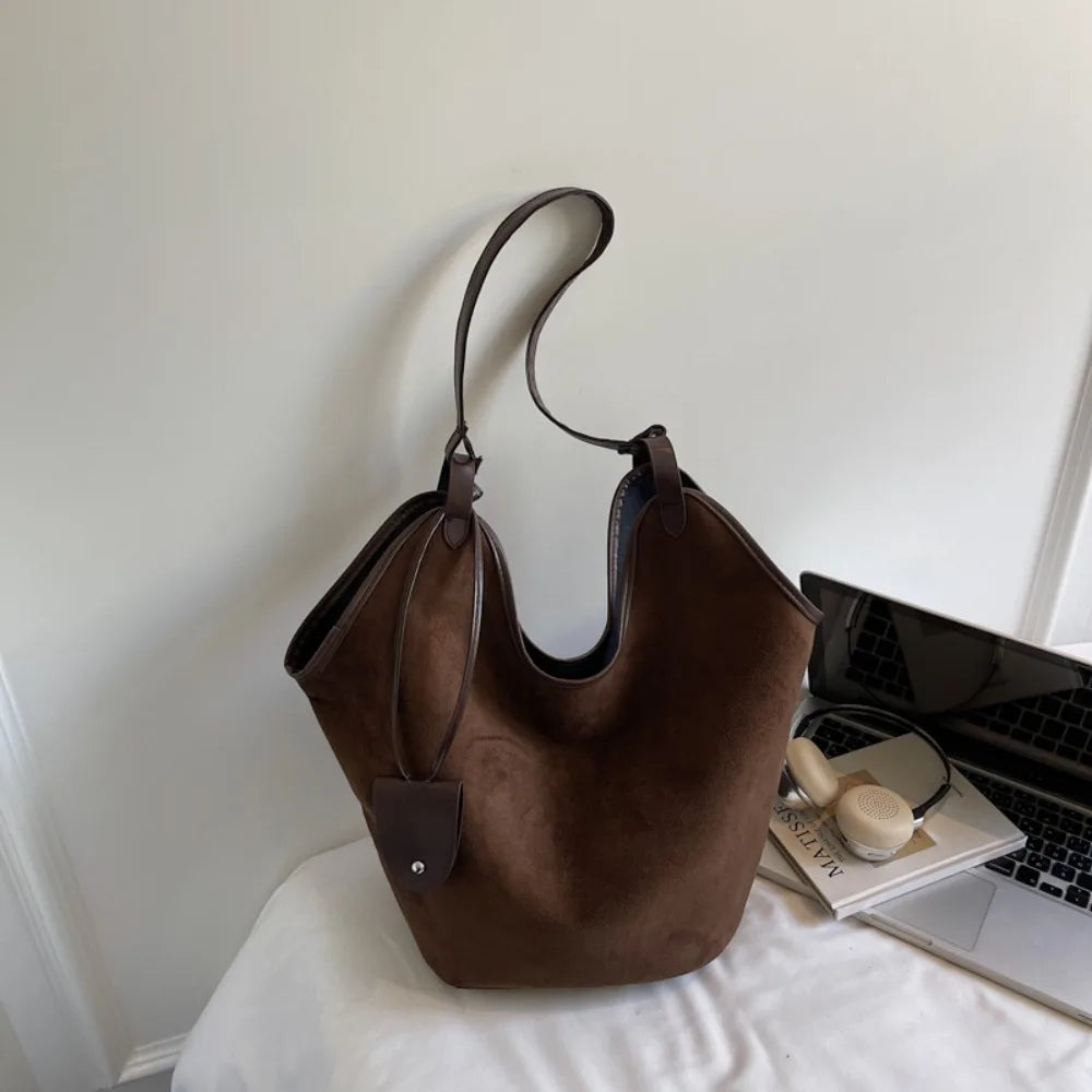 Women's Large Capacity Suede Shoulder Bag — Retro Korean Style Tote Handbag
