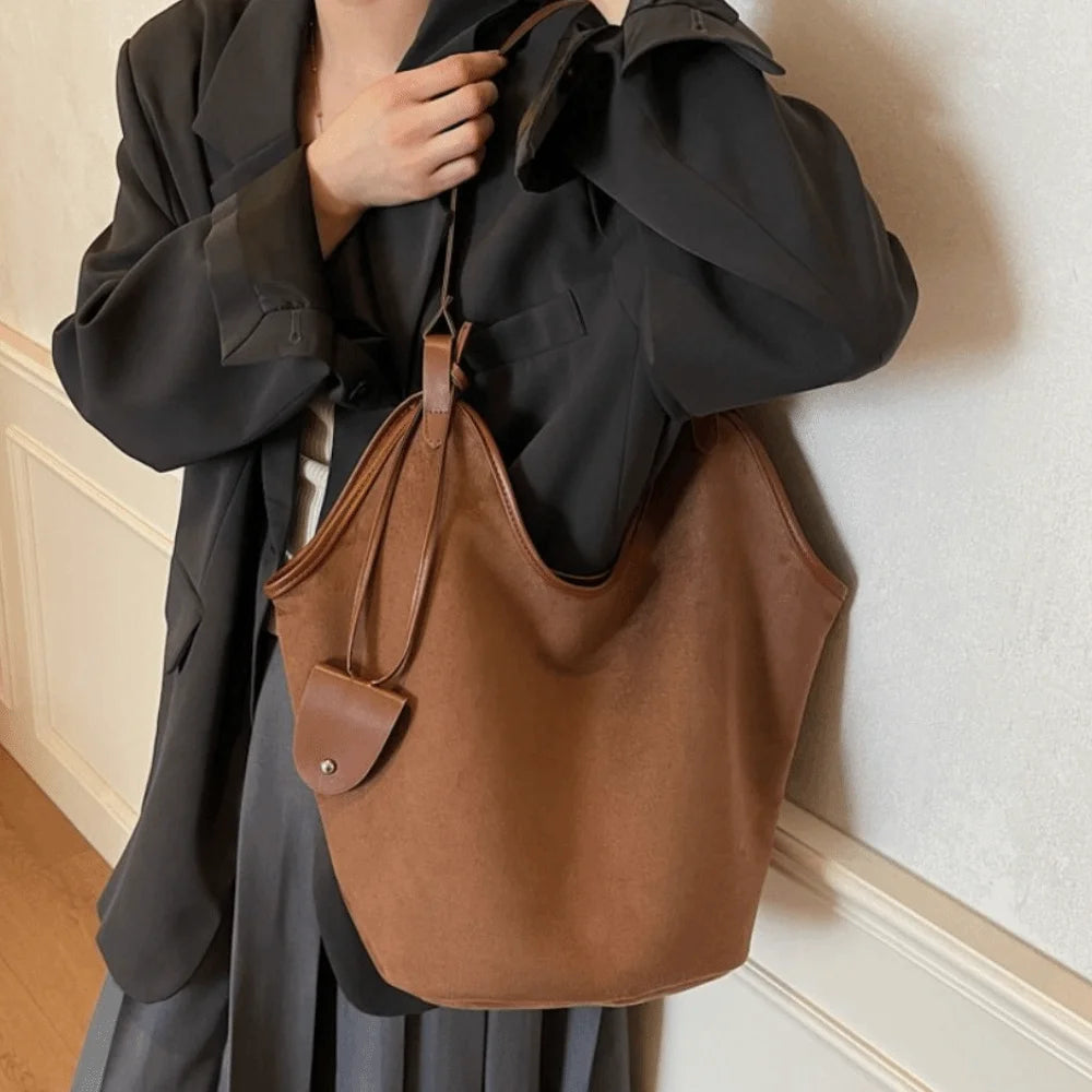 Women's Large Capacity Suede Shoulder Bag — Retro Korean Style Tote Handbag