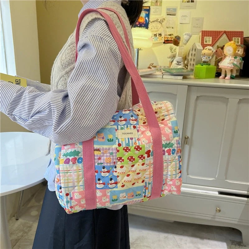 Women's Floral Quilted Shoulder Bag — Large Capacity Cotton Linen Tote