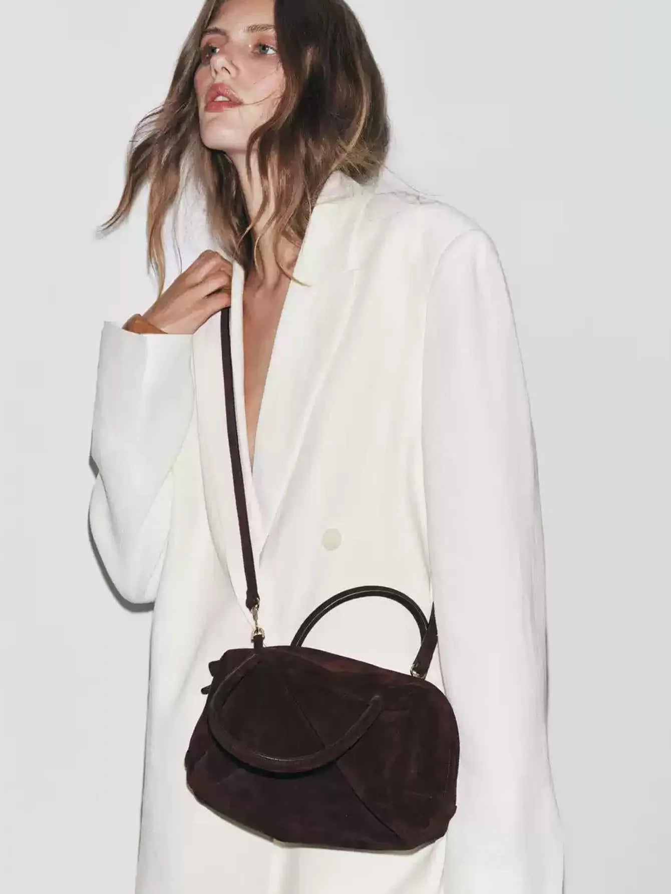 2026 new women's suede handbag, messenger bag, zipper, casual, fashionable, bowling bag
