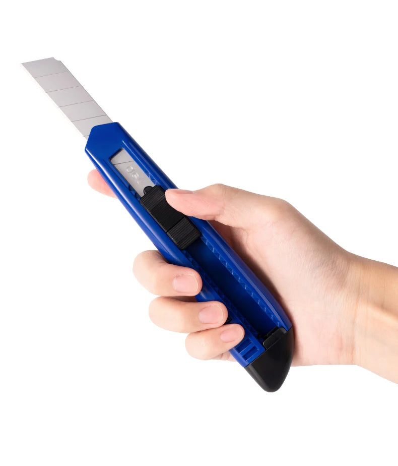 Deli SK5 18mm Retractable Utility Knife & Box Cutter – Sharp Snap Blade for Office, Art & Carton Cutting