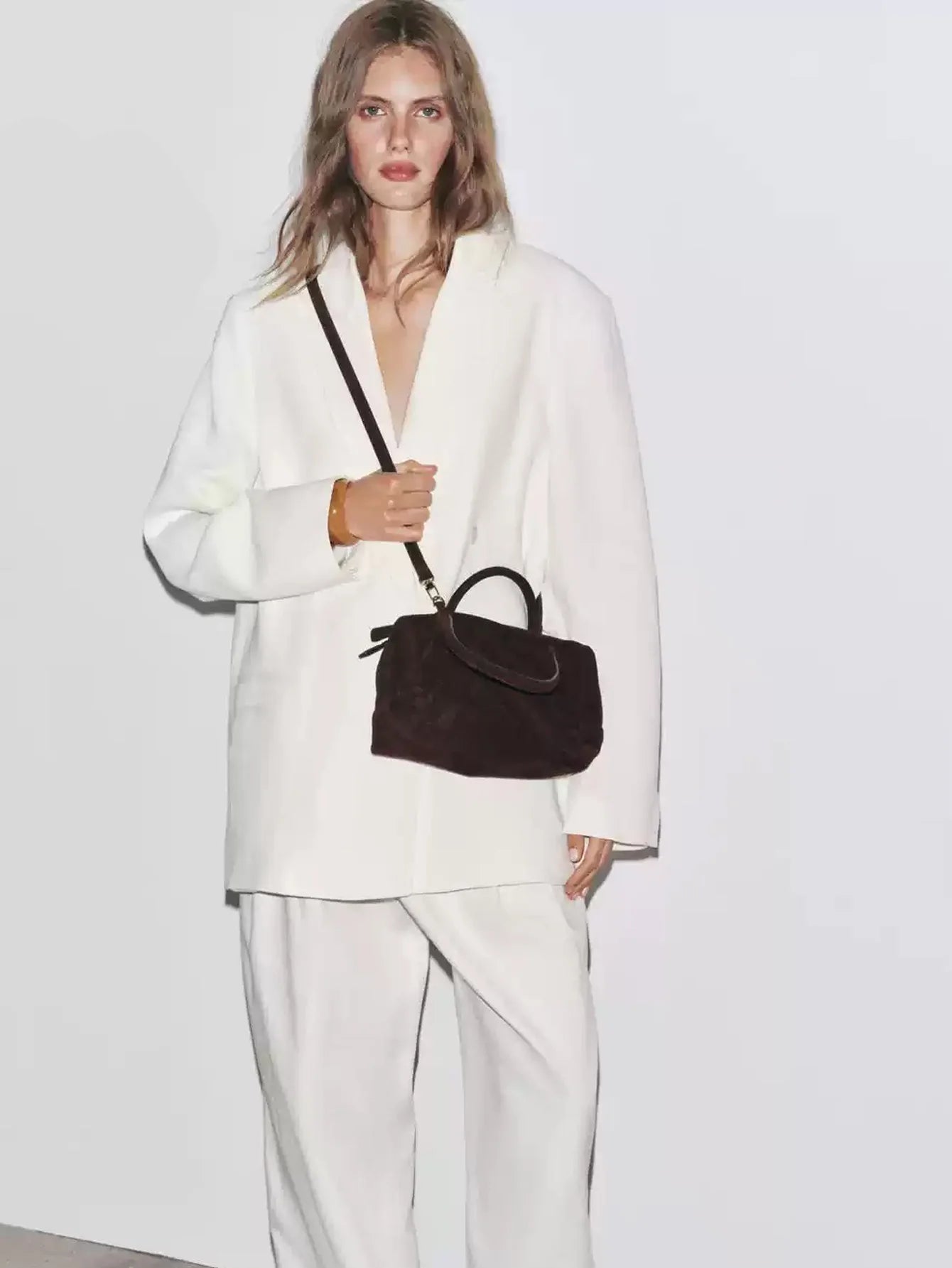 2026 new women's suede handbag, messenger bag, zipper, casual, fashionable, bowling bag