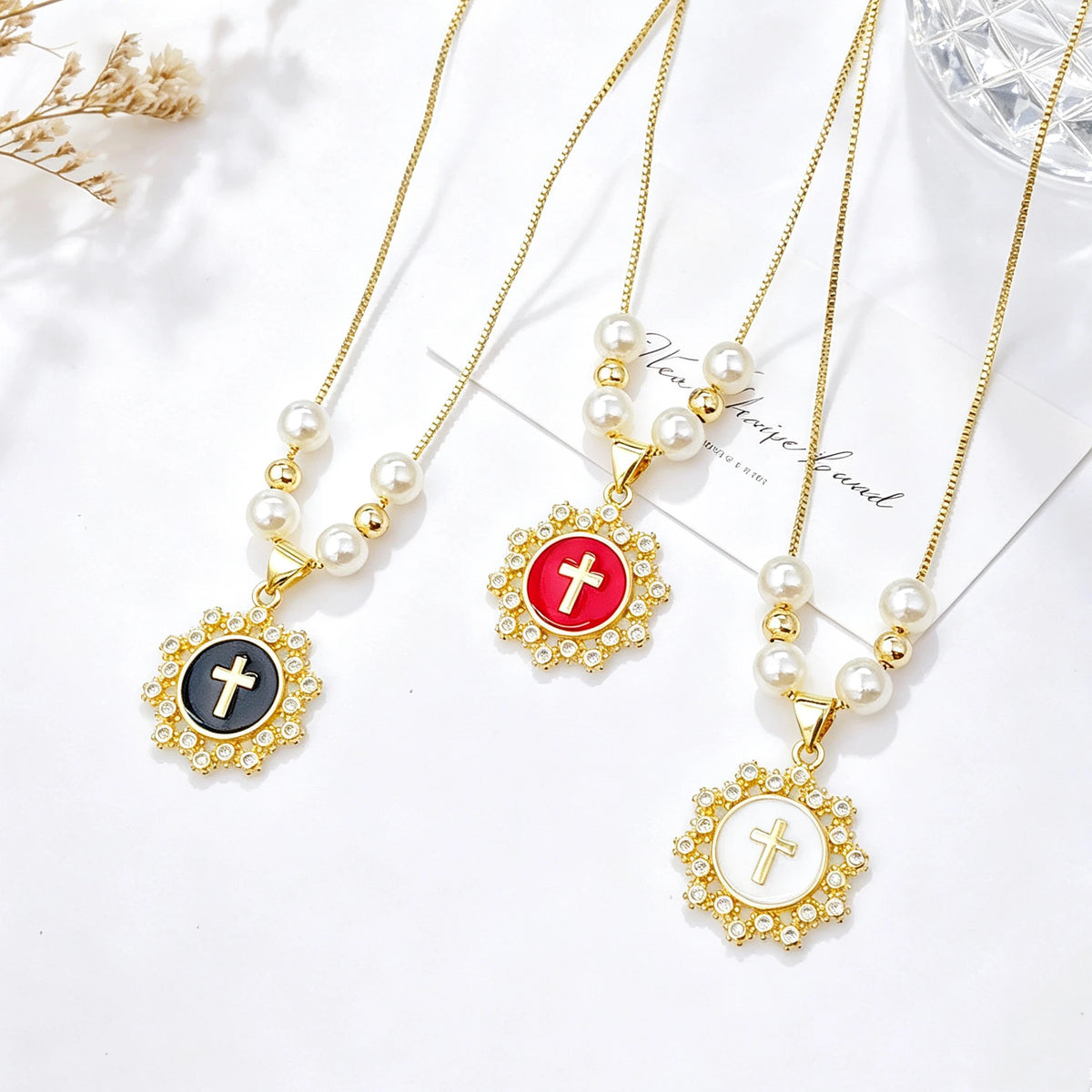 Classic Enamel Art Round Square Cross Pearl Chian Necklace Women Men Fashion Religious Party Zircon Choker Jewelry Prayer Gift